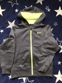 NIKE ナイキ パーカー　130のサムネイル