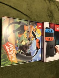 【年末特価　送料込み】Switch 本体+リングフィット新品未使用未開封のサムネイル