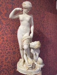 ギリシャ神話 ニンフとサテュロス 47 cm ギリシャ神話 ニンフとサテュロス 47 cm - メルカリ