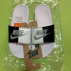 ※ha様専用※ NIKE ナイキ シャワーサンダルのサムネイル