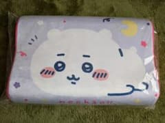 ちいかわ　低反発まくらのサムネイル