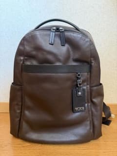 TUMI レザー バックパック クレイトン ダークブラウン 希少品 TUMI レザー バックパック クレイトン ダークブラウン 希少品 - メルカリ