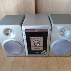 SANYO MP3 compatible CD component silver *Operation not confirmed, junk item*