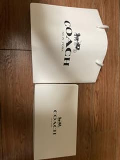 coach 箱　紙袋のサムネイル