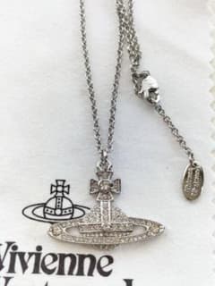 【新品 未使用】美品 　ネックレスのサムネイル
