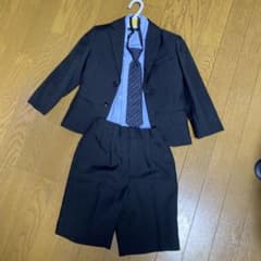 フォーマルスーツ　男の子　100cmのサムネイル