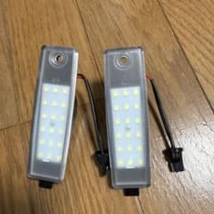 ハイエース、ナンバー灯のサムネイル