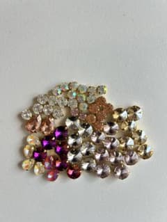 【60個セット　おまけ付き】多色ラウンドカットデコレーションパーツのサムネイル