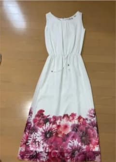 最終値下げ☺︎rady❤︎リゾフラマキシワンピースのサムネイル