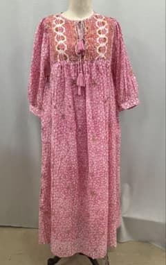新品 Freada インド綿 花柄ピンクロングワンピース定価12,980円 - メルカリ