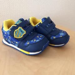 専用☆美品☆スニーカー 12.5 男の子 キッズのサムネイル