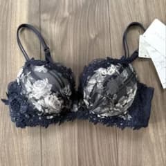 ワコール パルファージュPARFAGE 花柄レース ブラジャー D65