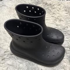 crocs classic crush bootのサムネイル