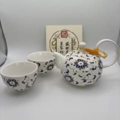 盛世昌南　皇家珍瓷（こうかちんじ）の中国茶器のサムネイル