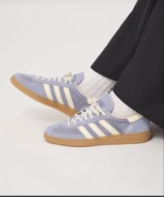 【新品】adidas スニーカー　24.0 ハンドボール スペツィアルのサムネイル