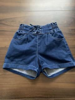 デニムショートパンツ　150㎝のサムネイル