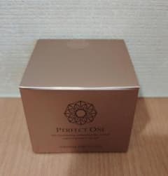 パーフェクトワン薬用リンクルストレッチジェル17g - メルカリ