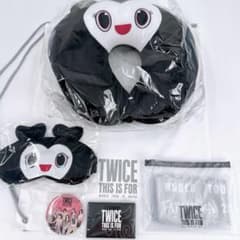 TWICE 福岡公演 アプグレ特典 アップグレード グッズ トレカのサムネイル