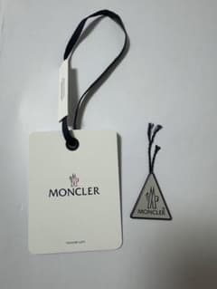 MONCLER 認証タグ サイズ表のサムネイル