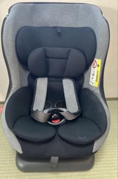 リーマン チャイルドシート ネディアップ LYJ-211 新生児〜4歳 日本製のサムネイル