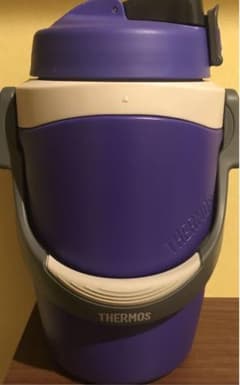 サーモス　水筒のサムネイル
