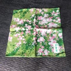 創作かぼす染 ハンカチ 桜柄 綿100% 日本製　和柄【新品未使用】のサムネイル