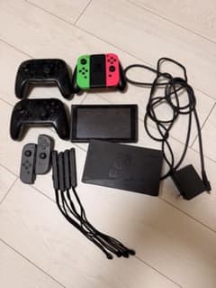 Nintendo Switch HAC-001 本体 + コントローラーセットのサムネイル