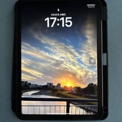 iPad Air （第4世代）10.9インチ256GB キーボードケース付きのサムネイル