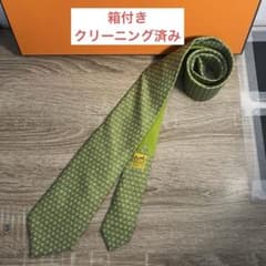 KMRストア　未使用タグ付　箱付　エルメス　ネクタイ　緑　ジョッキー KMRストア様専用 未使用タグ付 箱付 エルメス ネクタイ 緑 ジョッキー