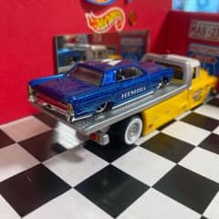 ホットウィール  '64 コンチネンタルのサムネイル