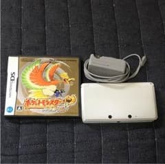 3ds本体 充電器、ハートゴールド付きのサムネイル