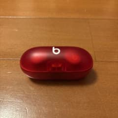 Beats Solo Buds Bluetoothワイヤレスイヤフォンのサムネイル