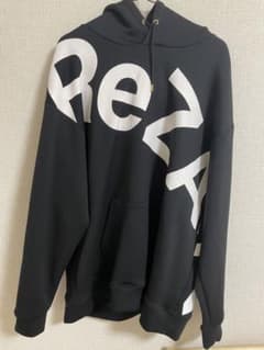 ReZARD ビッグロゴ　フーディー　パーカー　（ヒカルさん着用）のサムネイル