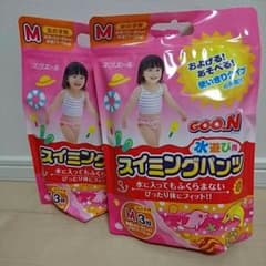 【Southbou様専用】女の子用 スイミングパンツMサイズ ６枚のサムネイル