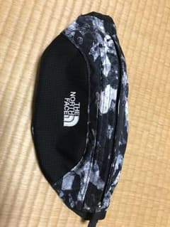 ノースフェイス  ポーチのサムネイル
