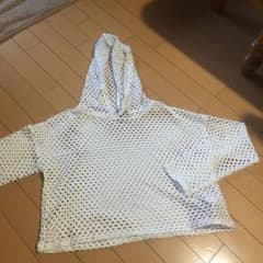 ストリートファッション　透かしニットフーディーのサムネイル