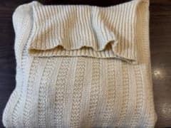 クリーム色リブ編みタートルネックニットのサムネイル