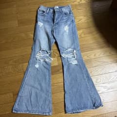 GYDA ダメージ フレアデニムパンツのサムネイル