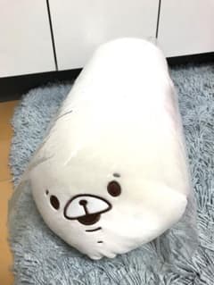 ともだちはくま　もちもち俵型クッション　笑顔のサムネイル