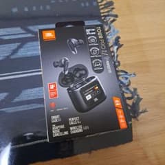 JBL TOUR PRO 2 【新品未開封】のサムネイル