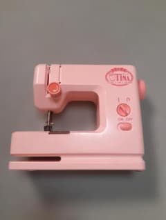 美品　TOMY TINA ジュニアのための本格派ミシン