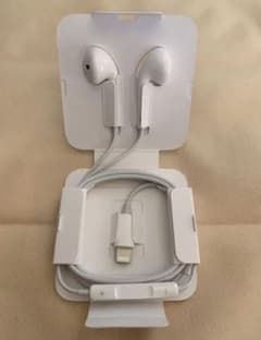 iPhone 純正 イヤホン Lightningのサムネイル