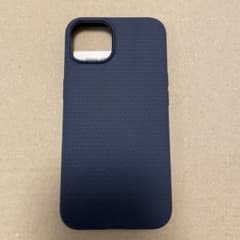 Spigen iPhone ケース　iPhone 13 ネイビー　未使用新品のサムネイル
