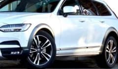 VOLVO V90CC スタッドレスタイヤ　純正ホイール　19インチ　4本セットのサムネイル