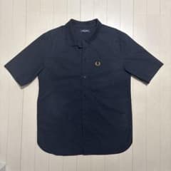 FRED PERRY 半袖シャツ ナイロン 刺繍ロゴ ネイビー ブラックのサムネイル