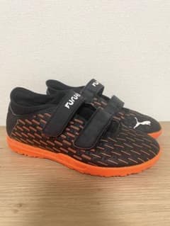 PUMA サッカーシューズ　19cmのサムネイル
