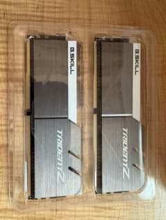 G.SKILL TridentZ DDR4 メモリ 32GB 8GB×4枚組のサムネイル