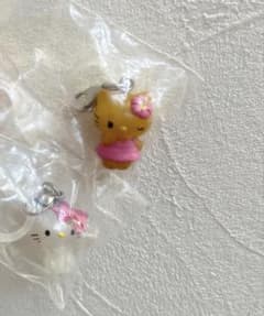 ハローキティ　めじるしアクセサリー　日焼けキティ　チャーミーキティのサムネイル
