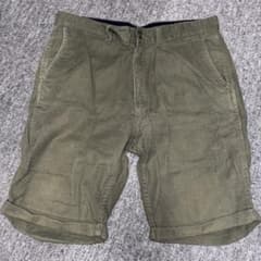 オリーブ色 コットン ショートパンツのサムネイル