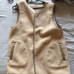 ボアベスト ベージュのサムネイル